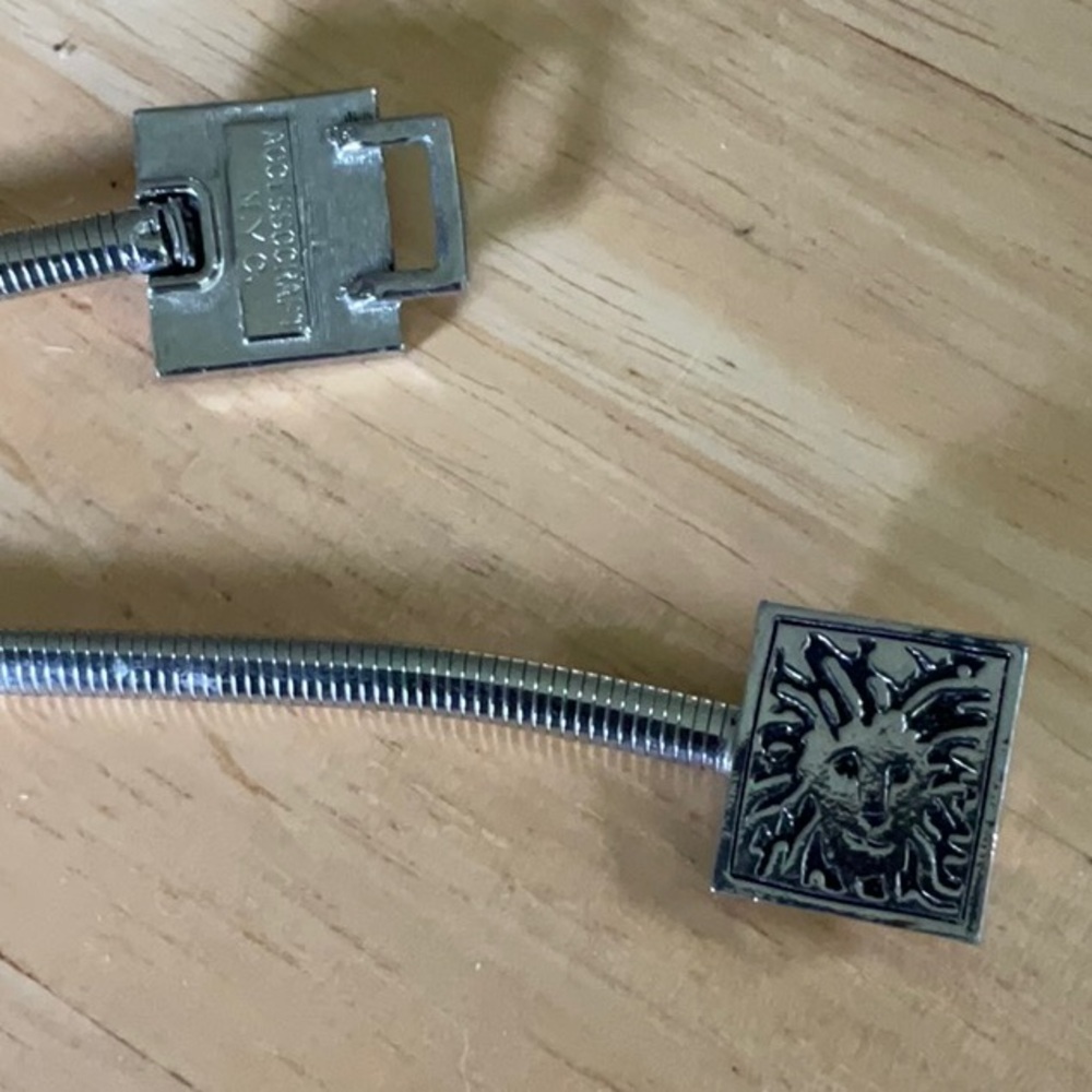 Anne Klein Silver lions head stretch belt